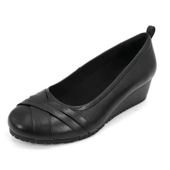 Tredsafe Women's Moulin Slip Resistant Shoes, Size 8, Slip-On, Solid Black - Picture 1 of 5